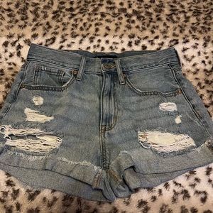 Aeropostale Distressed Shorts SZ 4